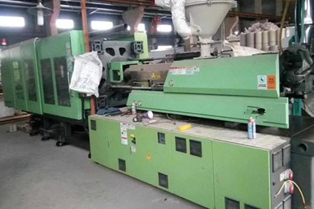 大型注塑機(jī)產(chǎn)品色差怎么控制?我來(lái)告訴你!